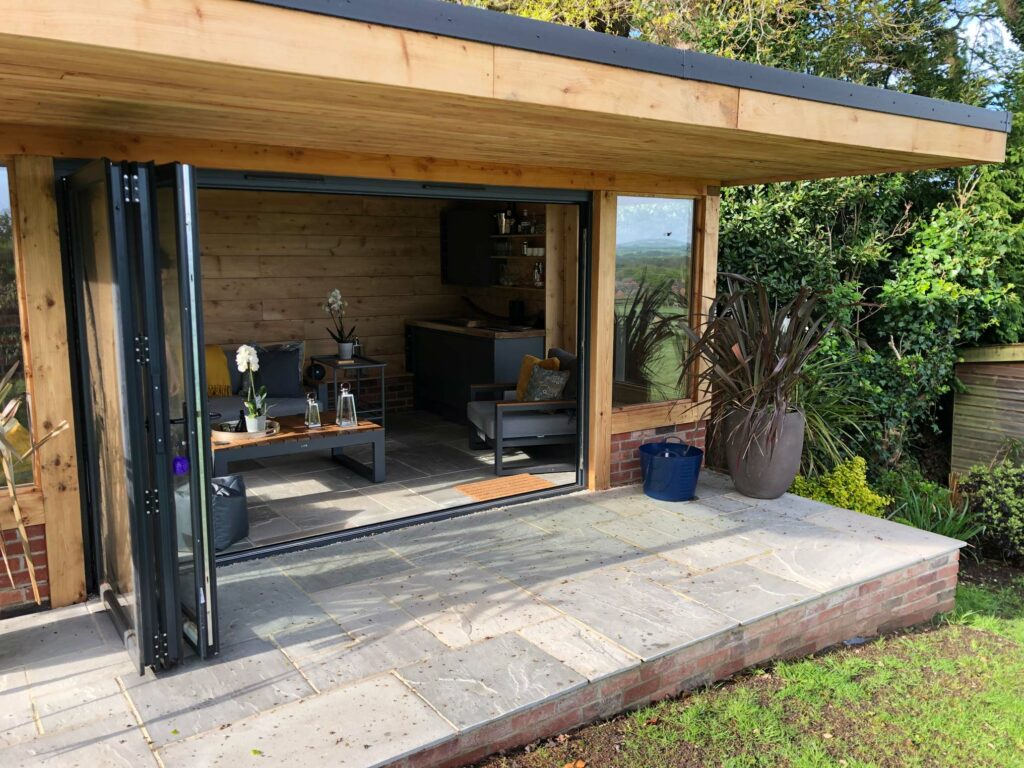 Bespoke outdoor building - the perfect space to entertain